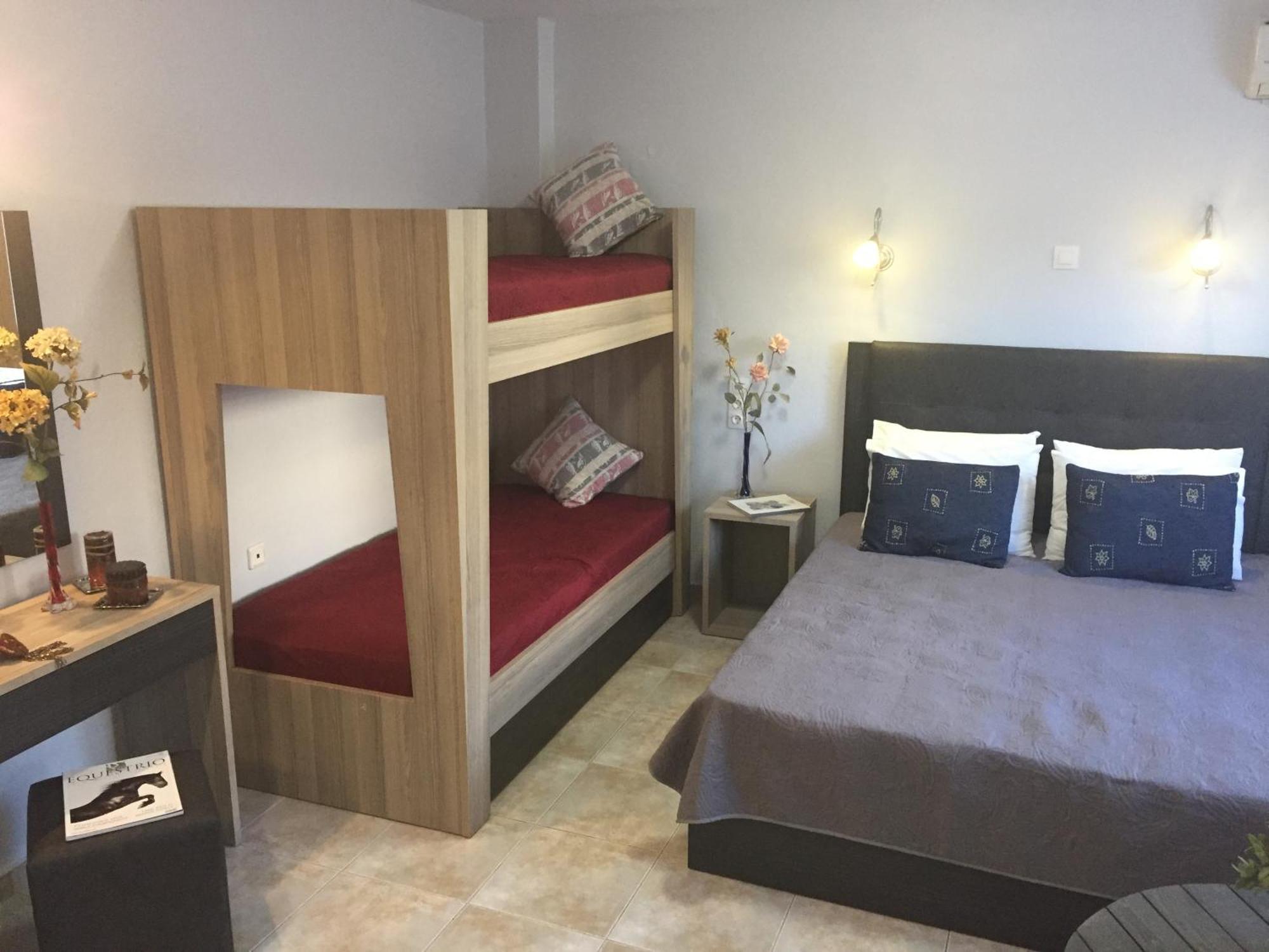 Litsa Haus Estate Residences & Suites - Adults Only & Kids 8 Plus- อัสโปรวาลตา ภายนอก รูปภาพ