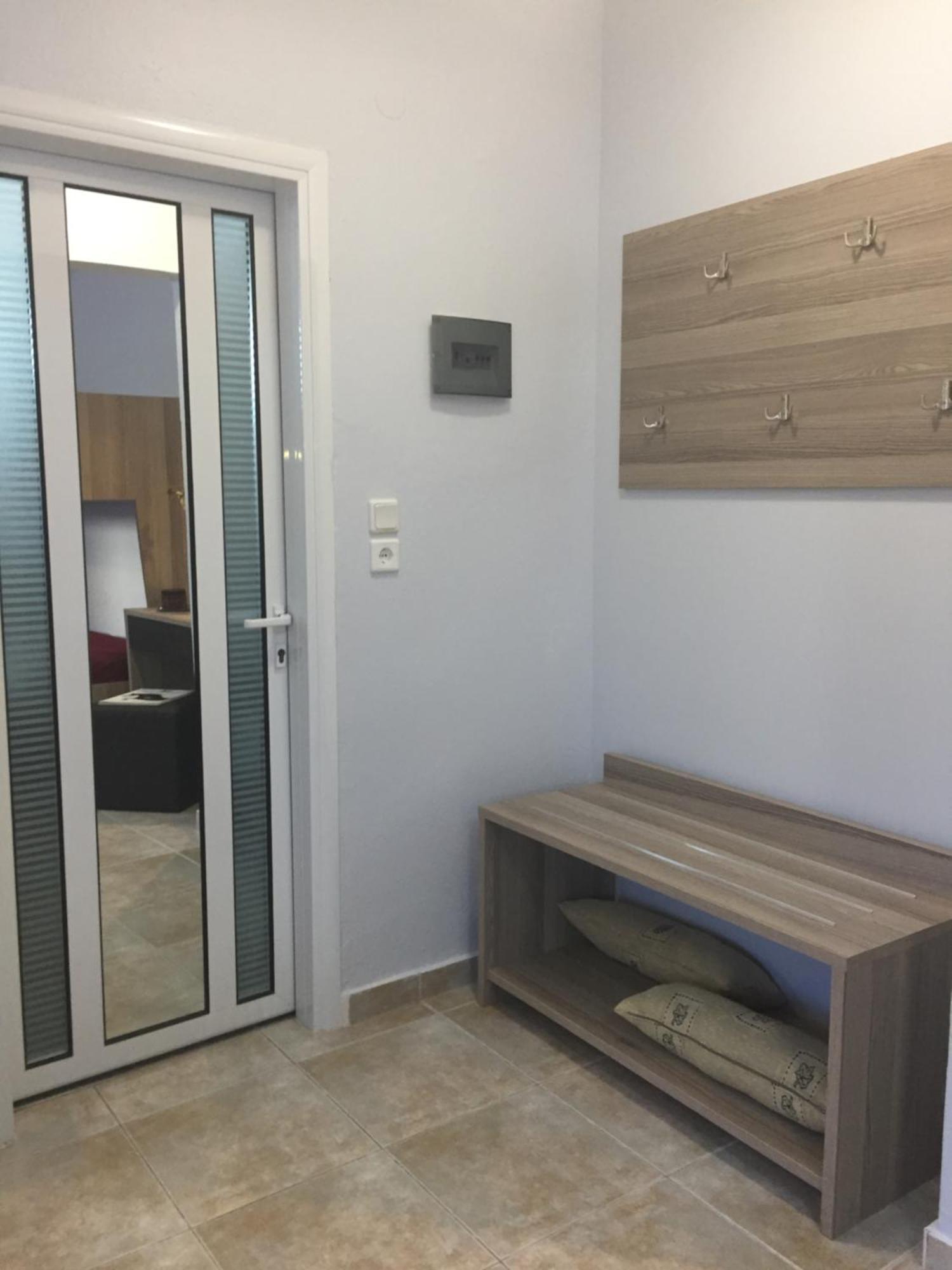 Litsa Haus Estate Residences & Suites - Adults Only & Kids 8 Plus- อัสโปรวาลตา ภายนอก รูปภาพ