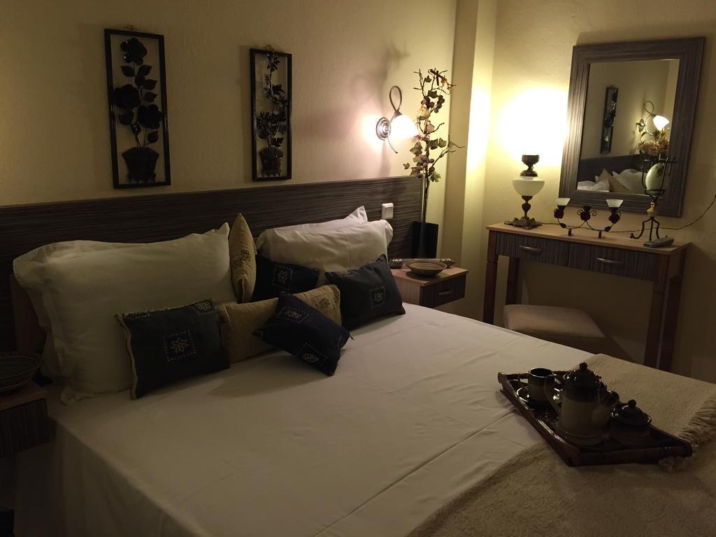 Litsa Haus Estate Residences & Suites - Adults Only & Kids 8 Plus- อัสโปรวาลตา ห้อง รูปภาพ