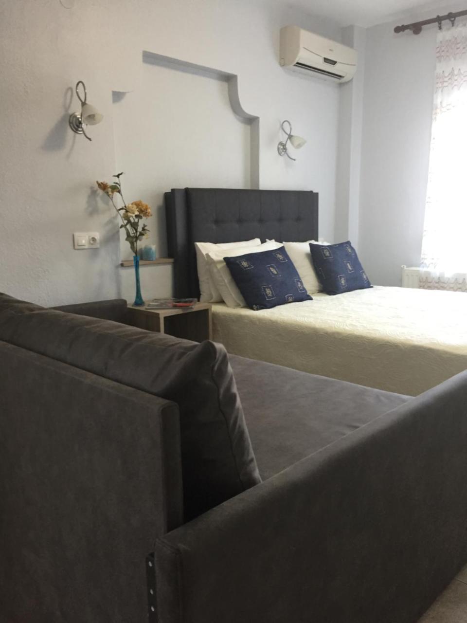 Litsa Haus Estate Residences & Suites - Adults Only & Kids 8 Plus- อัสโปรวาลตา ภายนอก รูปภาพ
