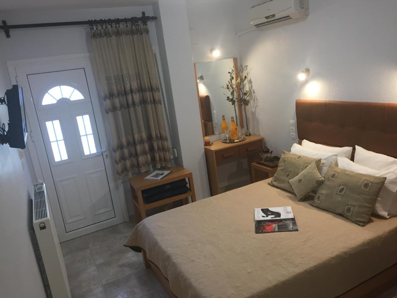 Litsa Haus Estate Residences & Suites - Adults Only & Kids 8 Plus- อัสโปรวาลตา ภายนอก รูปภาพ